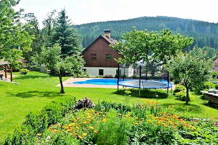 Ubytování s bazénem Jizerské hory - ubytování v chalupě s bazénem v Albrechticích v Jizerských horách
