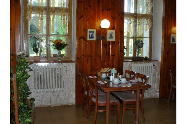 Ubytování - jižní Čechy - Penzion na břehu říčky Nežárky - restaurace