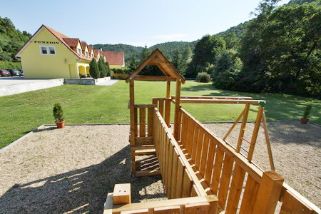 Penziony pro rodiny s dětmi jižní Morava - penzion u Vranovské přehrady na Jižní Moravě