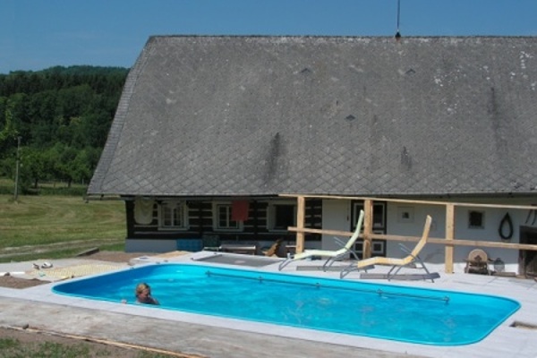 Chaty a chalupy s bazénem v Krkonoších - chalupa s bazénem k pronájmu v Podkrkonoší