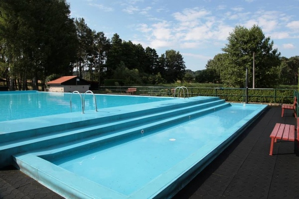 Milčanský penzion k pronajmutí v Máchově kraji - bazén