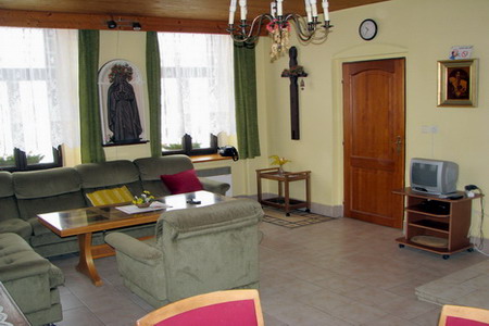 Ubytování - Orlické hory - Škola na samotě - obývací pokoj