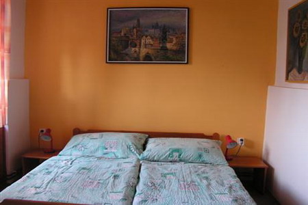 Ubytování - Orlické hory - Škola na samotě - ložnice