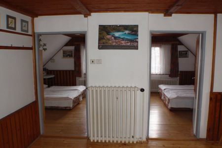 Ubytování Šumava - Domek v Nezdicích na Šumavě - pokoje v podkroví