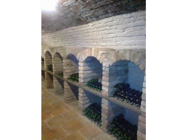 Vinný sklep u vinařské obce Zaječí - jižní Morava - vinný sklep