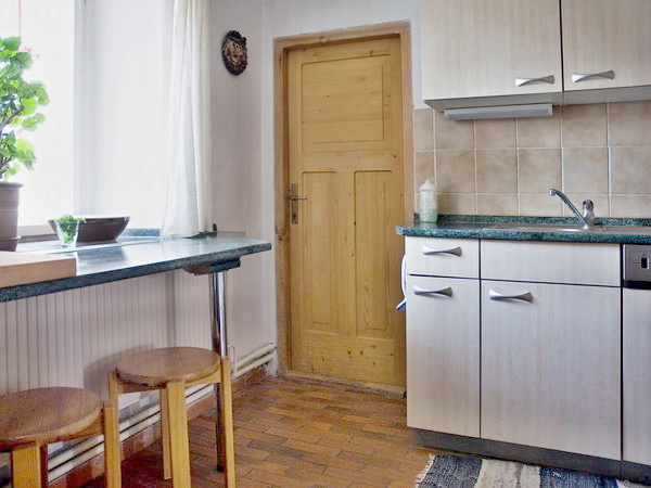 Ubytování - Broumovsko - Komfortní chalupa na Broumovsku - kuchyň v přízemí