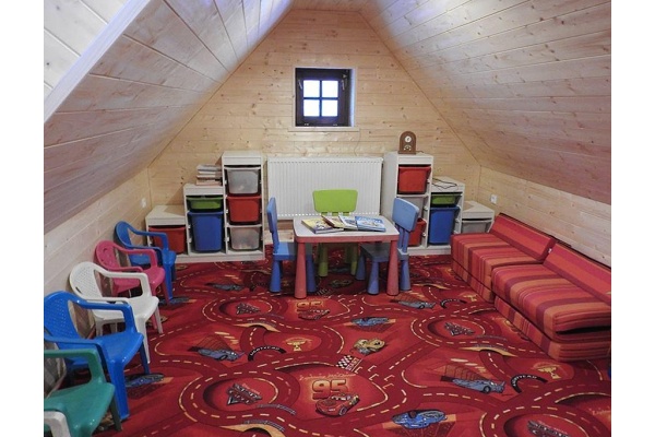 Ubytování -  - Prázdninový dům u Deštné v Orlických horách - dětská herna