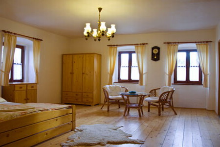 Ubytování - střední Čechy - Penzion Mlýn u Dobříše - dvoulůžkový pokoj