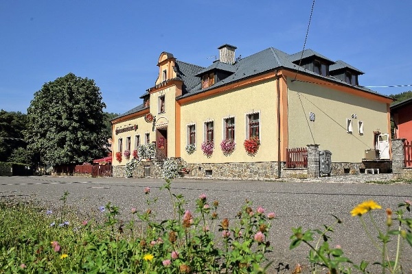 Ubytování - střední Morava - Penzion u Olomouce - pohled zvenku